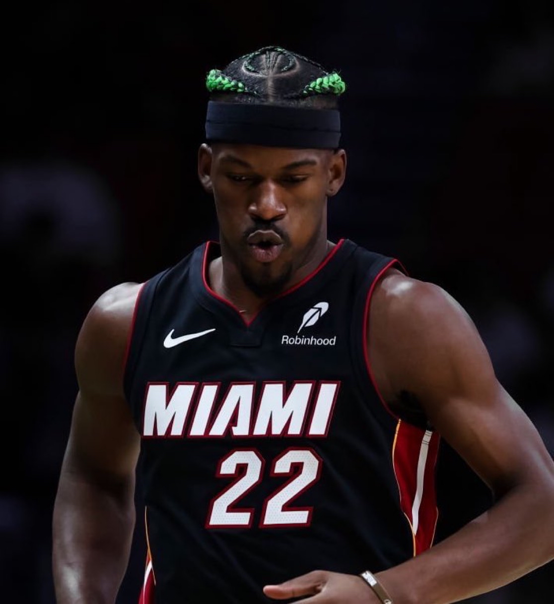 九游(中国)-巴特勒新星关键助攻表现惊艳，雄鹿未来可期！的简单介绍